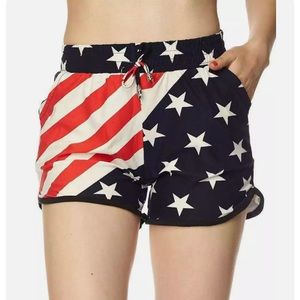 American Flag drawstring dolphin Shorts Beach new